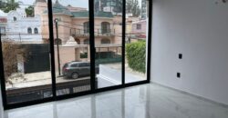 Excelente Casa en Venta en Colomos Providencia, La Guaira