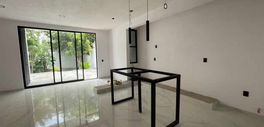 Excelente Casa en Venta en Colomos Providencia, La Guaira