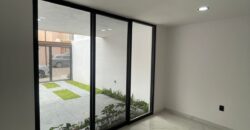 Excelente Casa en Venta en Colomos Providencia, La Guaira