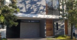 Venta Hermosa residencia en Privanza -Solares