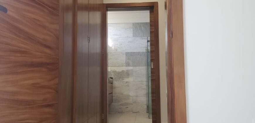 Venta Hermosa residencia en Privanza -Solares