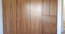 Venta Hermosa residencia en Privanza -Solares