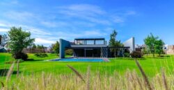 Venta Hermosa residencia en Privanza -Solares