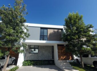 Casa Privanza Solares