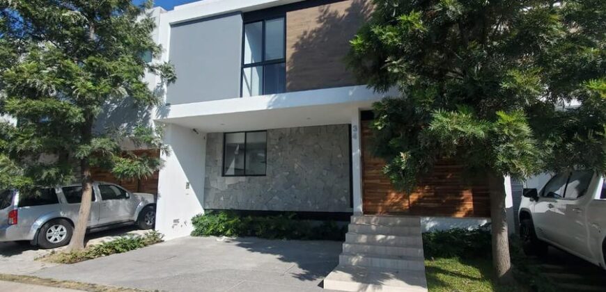 Casa Privanza Solares