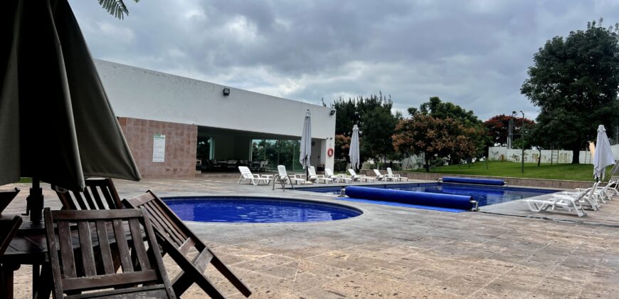 Espectacular terreno en Venta en Bosque Real, en Tlajomulco de Zuñiga