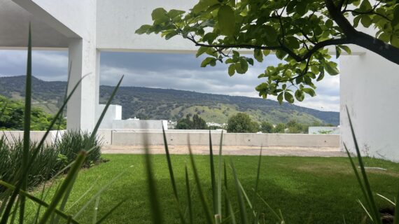 Espectacular terreno en Venta en Bosque Real, en Tlajomulco de Zuñiga