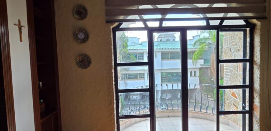 Espectacular Residencia en Puerta de Hierro – Coto Castilla la Vieja