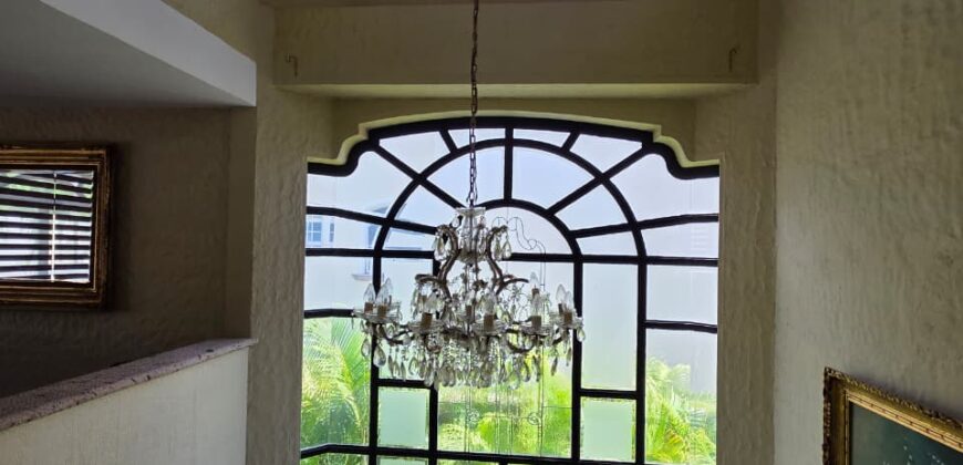 Espectacular Residencia en Puerta de Hierro – Coto Castilla la Vieja