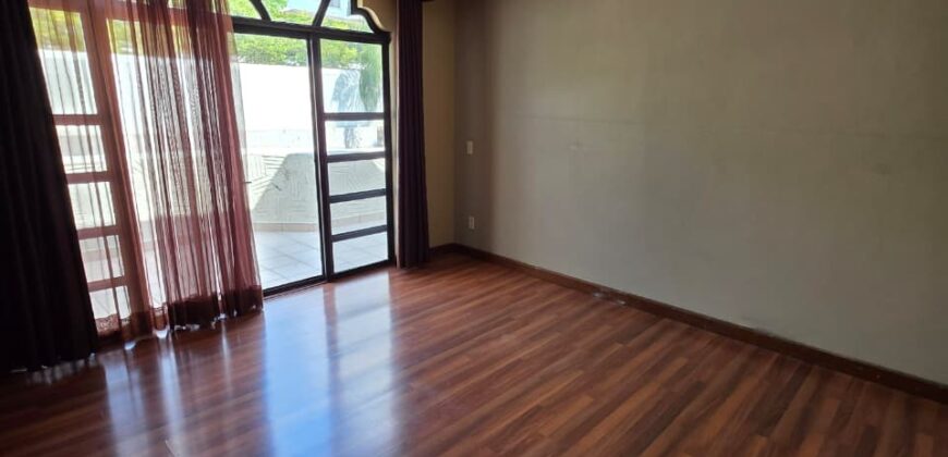 Espectacular Residencia en Puerta de Hierro – Coto Castilla la Vieja