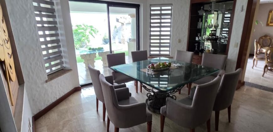 Espectacular Residencia en Puerta de Hierro – Coto Castilla la Vieja