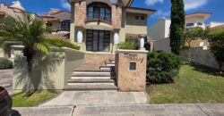 Espectacular Residencia en Puerta de Hierro – Coto Castilla la Vieja