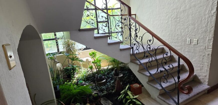 Espectacular Residencia en Puerta de Hierro – Coto Castilla la Vieja