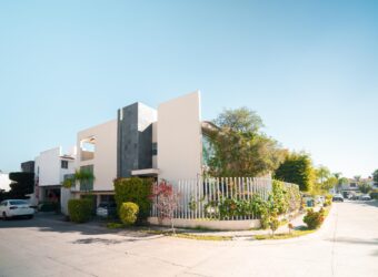 Casa en Venta, Av Sta Margarita  calle Culumus 125, Fracc. Valle Esmeralda