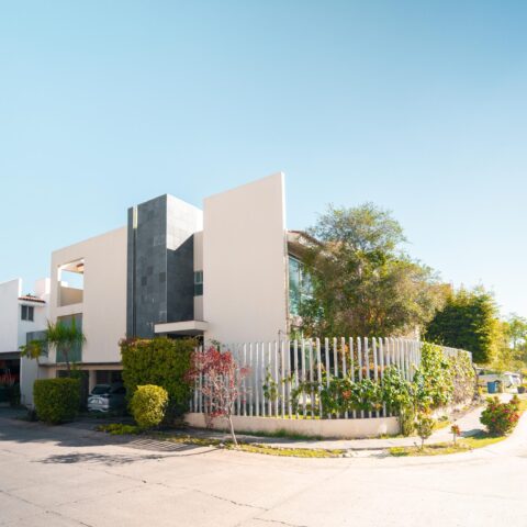 Casa en Venta, Av Sta Margarita  calle Culumus 125, Fracc. Valle Esmeralda