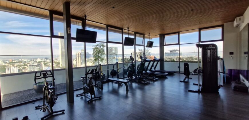 Departamento Nuevo en renta Torre Santora, cerca de la Minerva